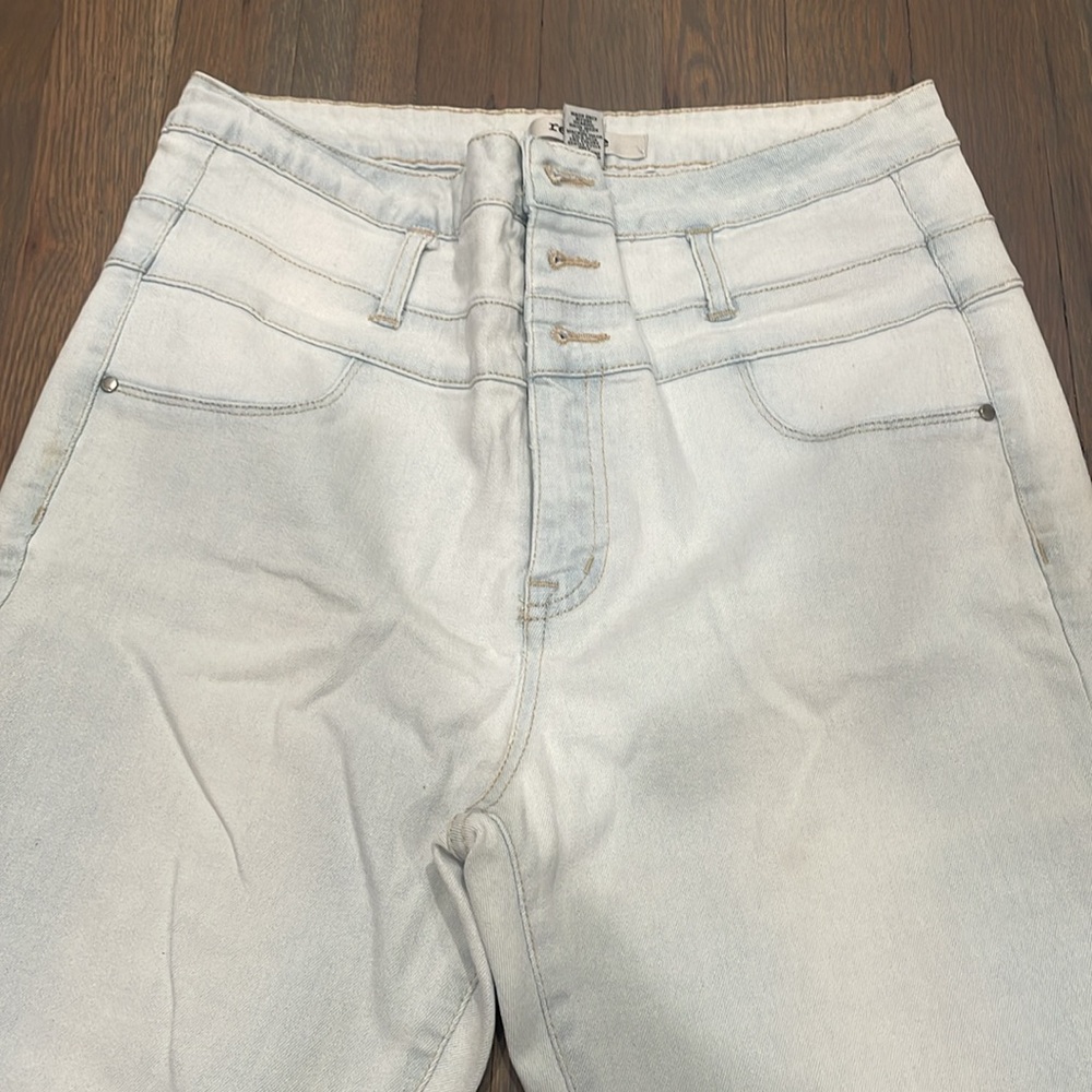 Refuge High Rise Jeans - Picture 2 of 5
